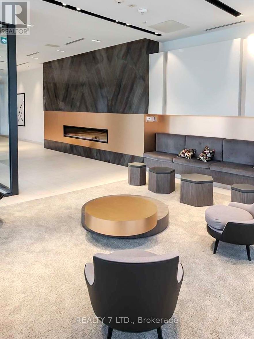 1207 - 128 Fairview Mall Drive, Toronto, ON - Indoor Photo Showing Other Room