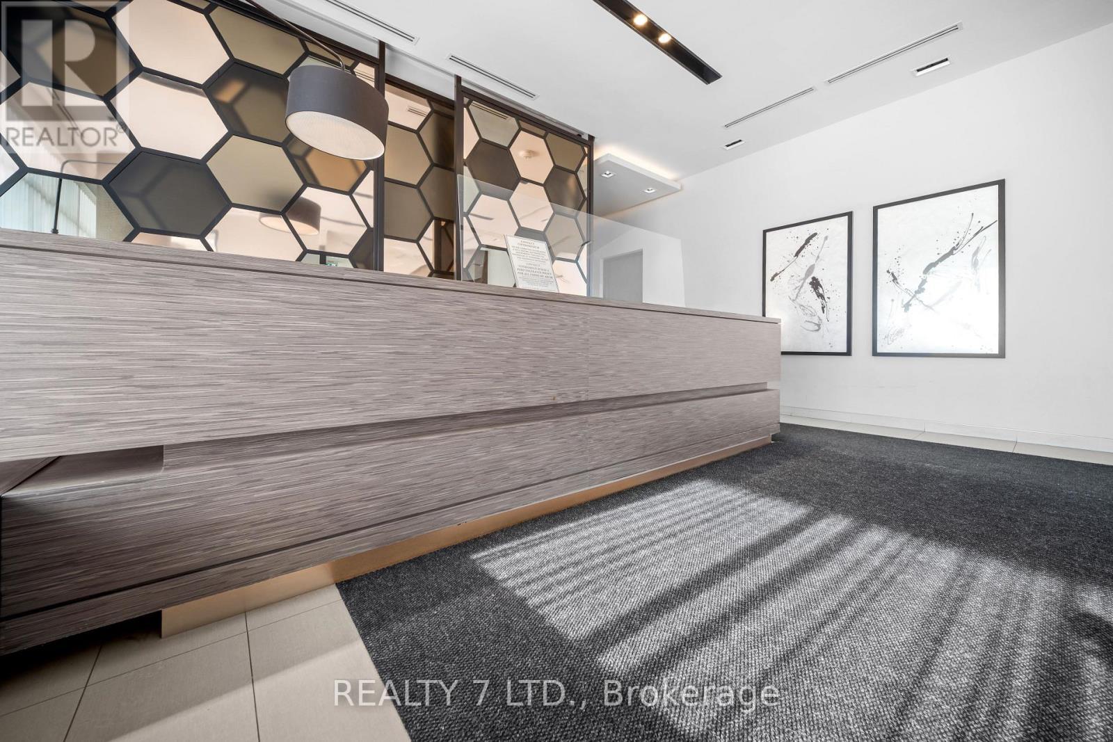 1207 - 128 Fairview Mall Drive, Toronto, ON - Indoor Photo Showing Other Room