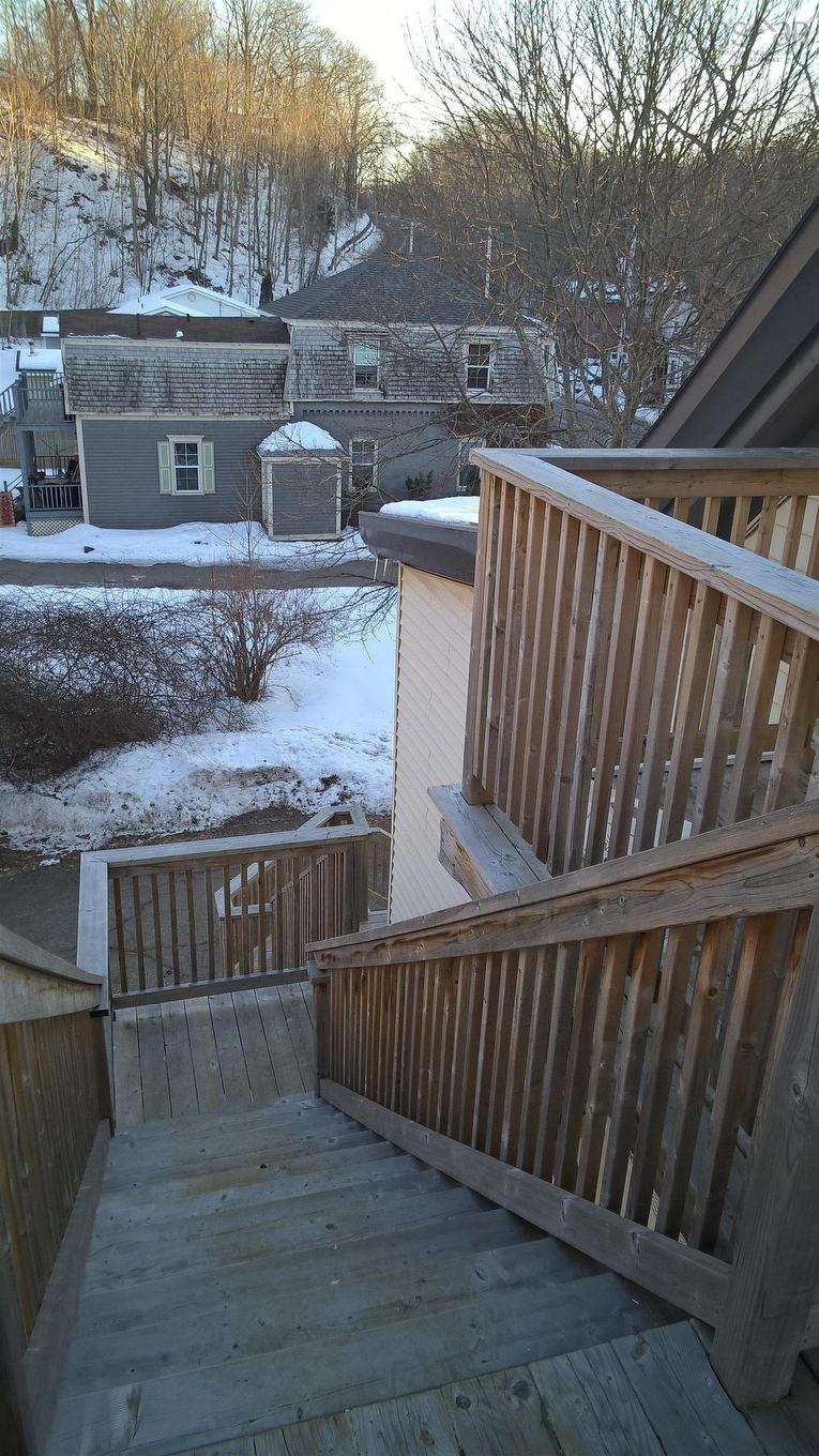 22 / 24 Canaan Avenue, Kentville, NS