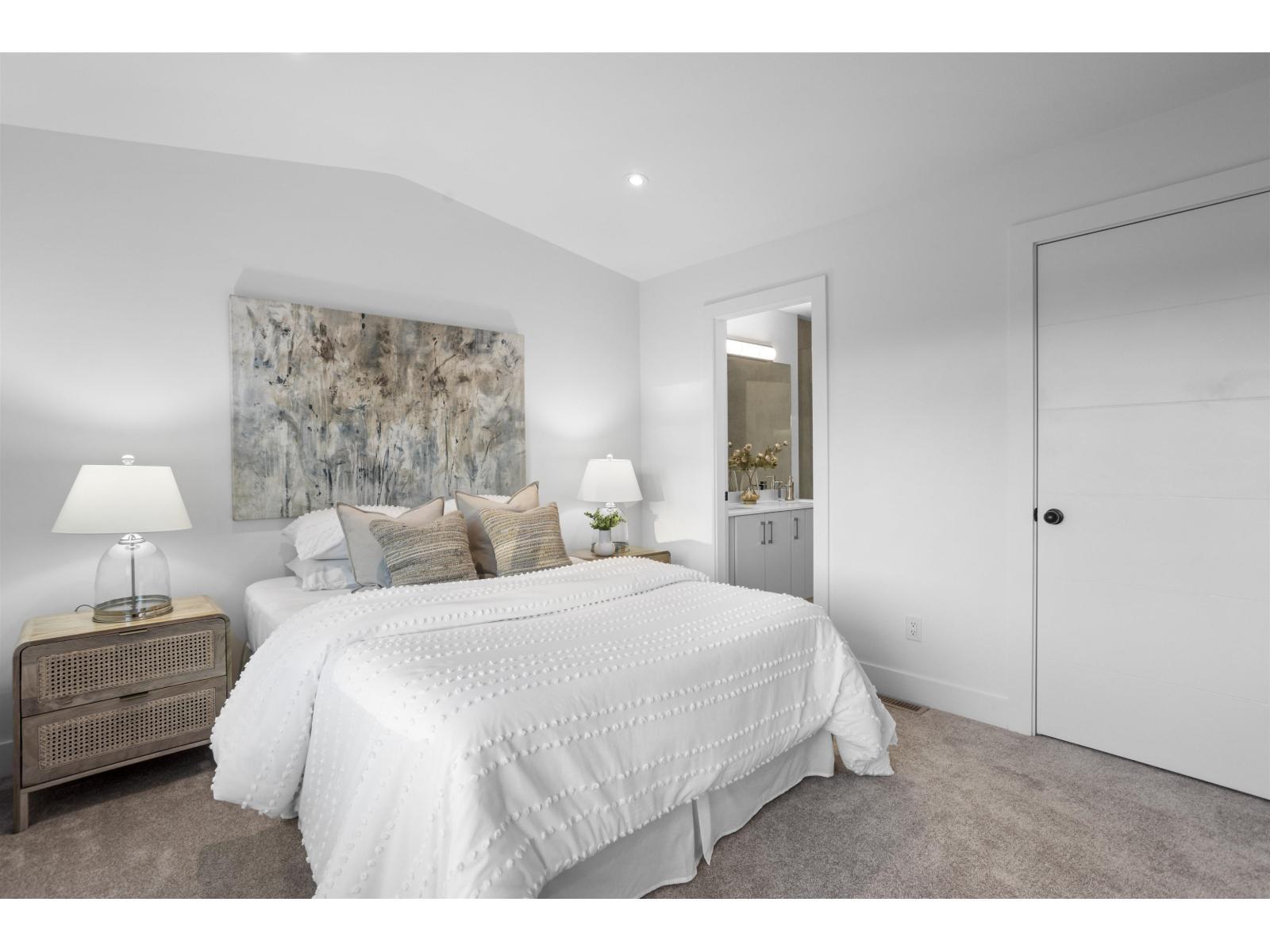 1 33586 Huggins Avenue, Abbotsford, BC - Indoor Photo Showing Bedroom