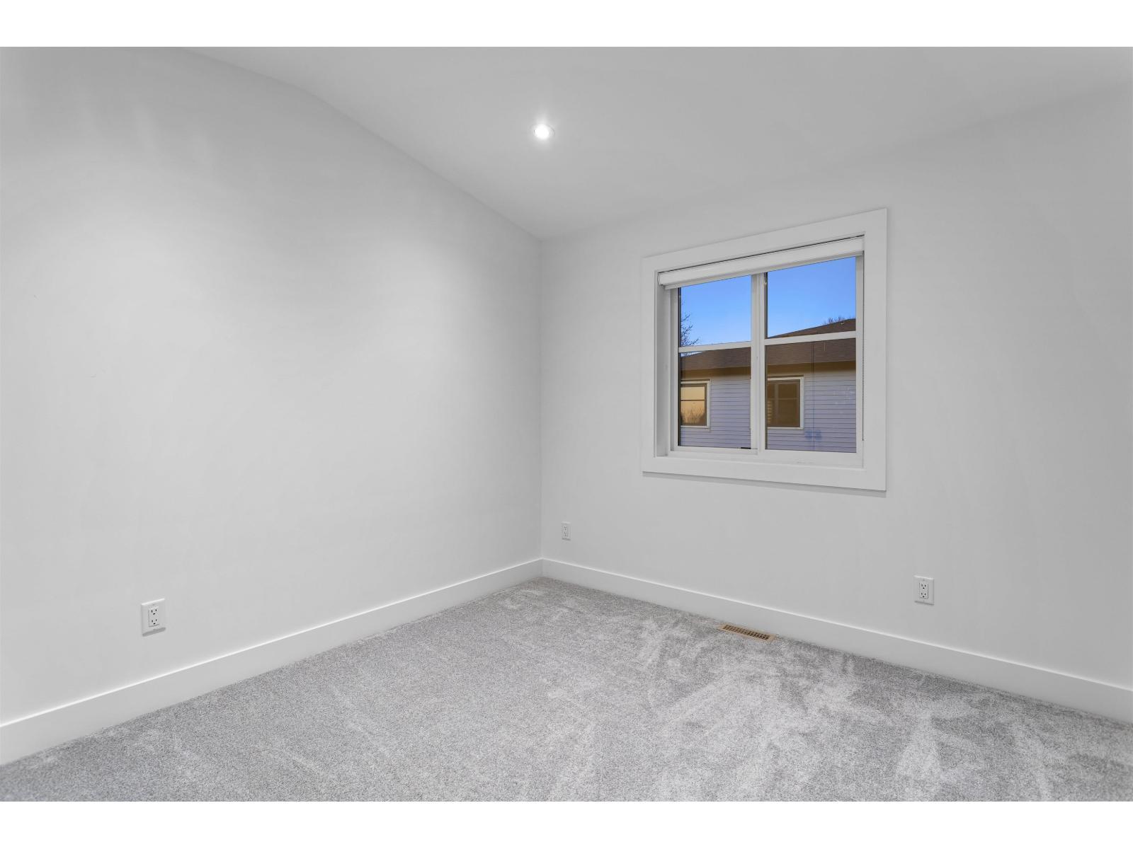 1 33586 Huggins Avenue, Abbotsford, BC - Indoor Photo Showing Other Room