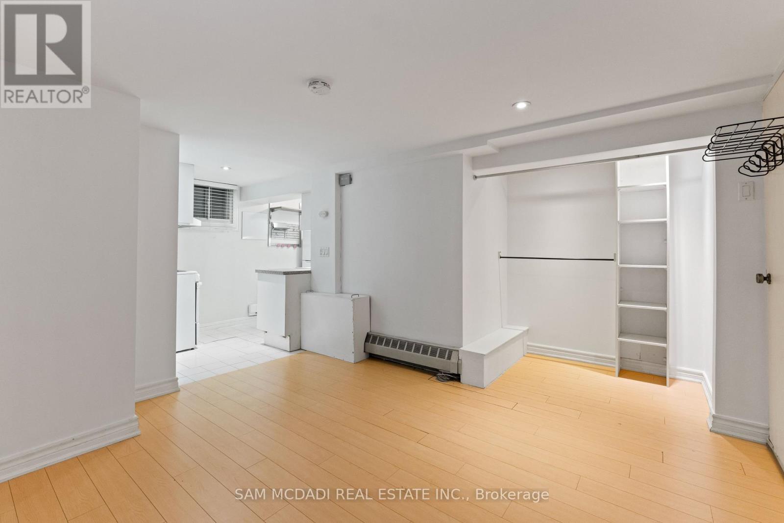 Lower - 26 Pine Avenue, Toronto, ON - Indoor Photo Showing Other Room