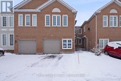 95 ALAMEDA CIRCLE Vaughan, ON L4J 8A6