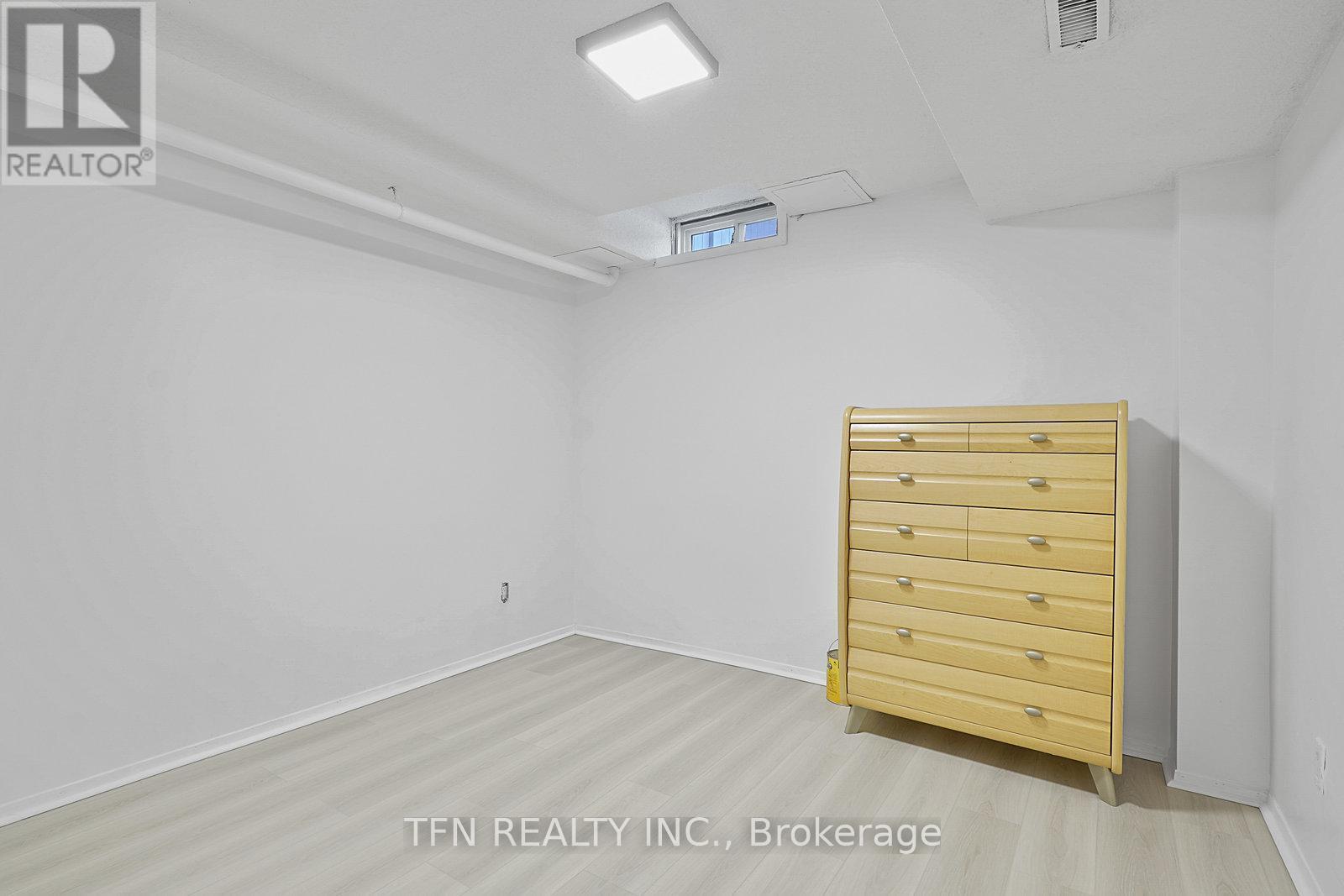 95 Alameda Circle, Vaughan, ON - Indoor Photo Showing Other Room