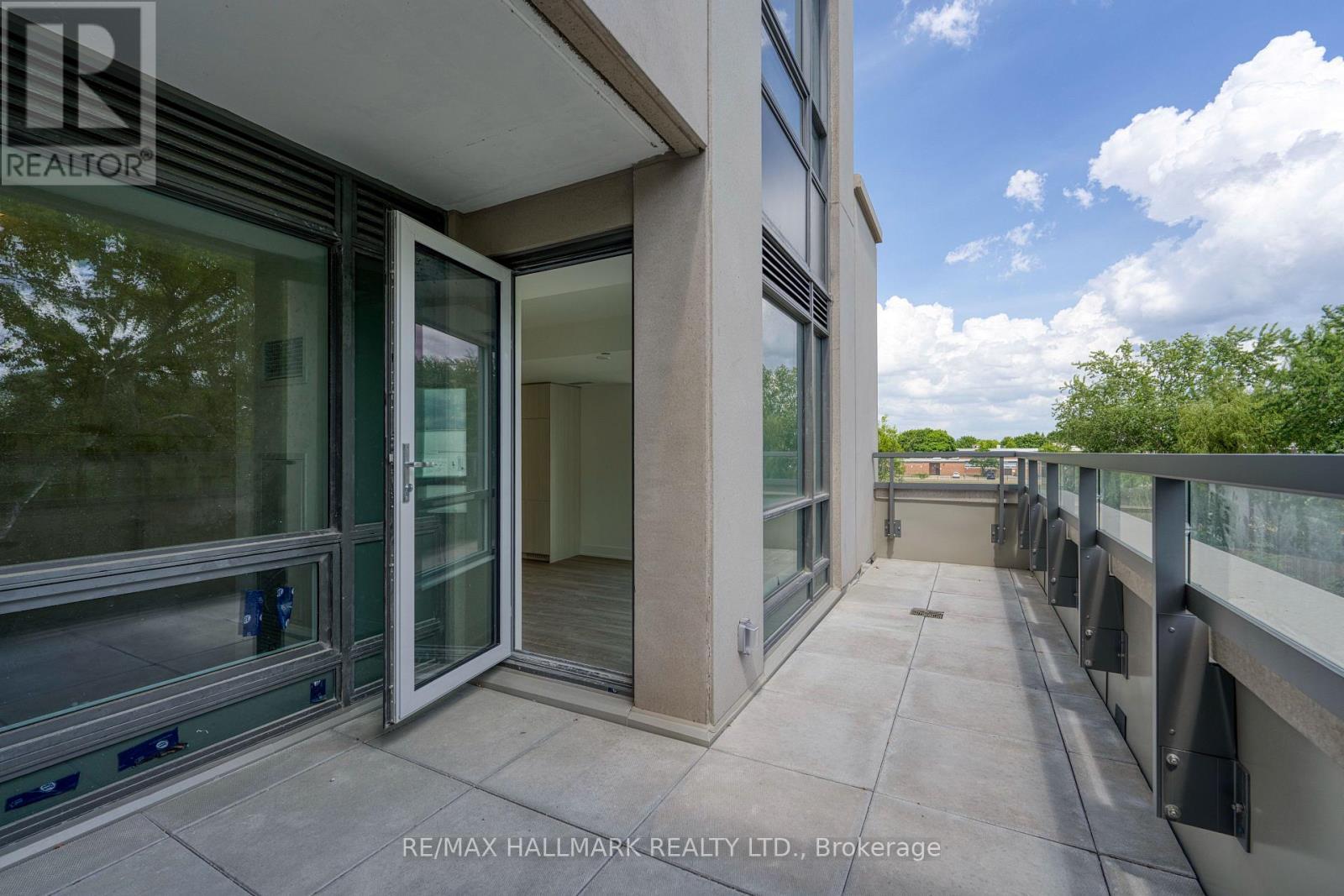 247 - 2075 King Road, King, ON - Outdoor With Exterior