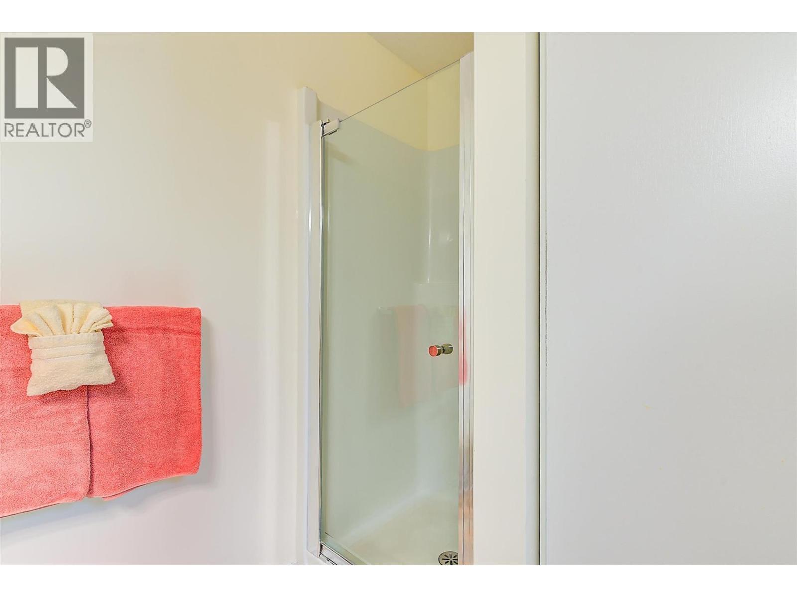 4035 Gellatly Road S Unit# 125, West Kelowna, BC - Indoor Photo Showing Bathroom