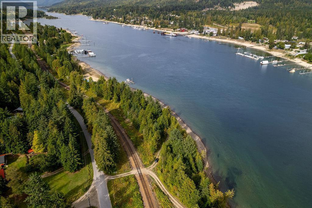 8275 East Procter Road, Procter, BC