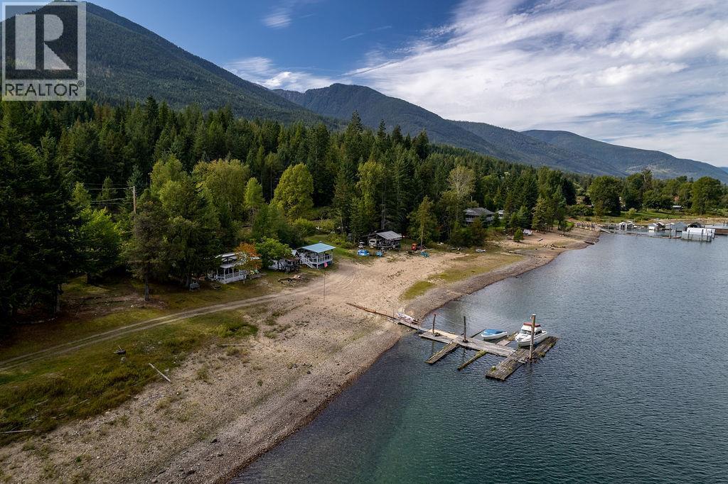 8275 East Procter Road, Procter, BC