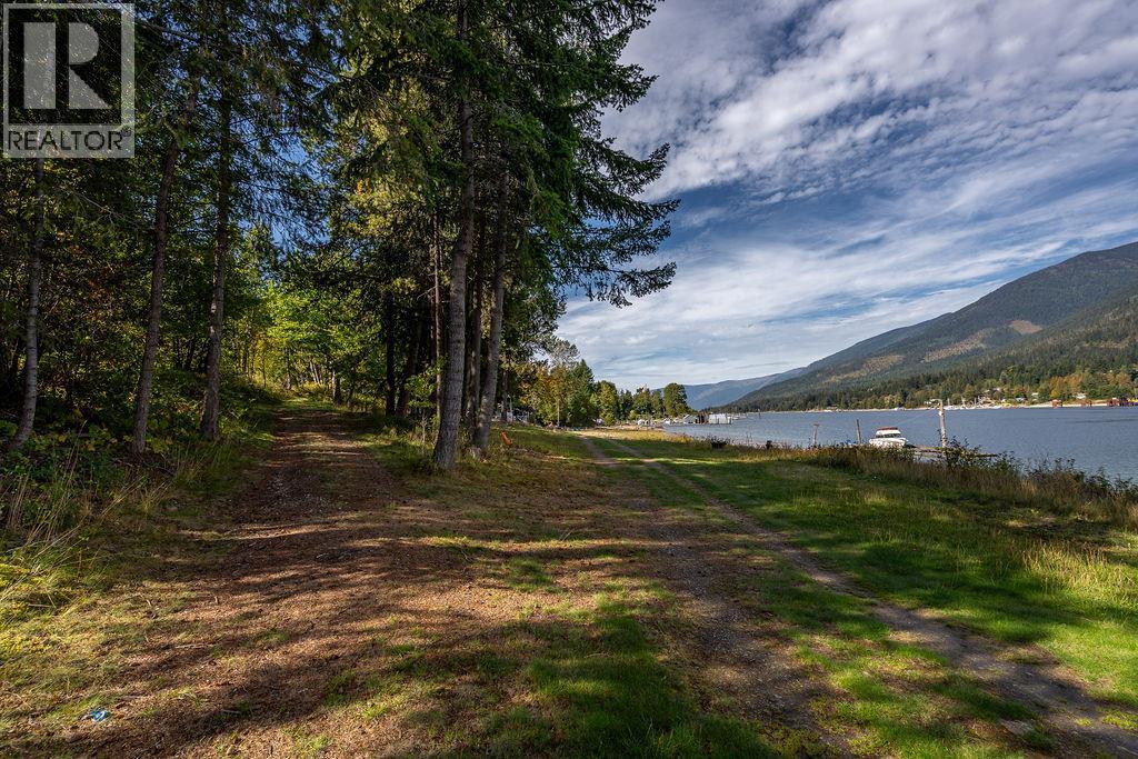 8275 East Procter Road, Procter, BC