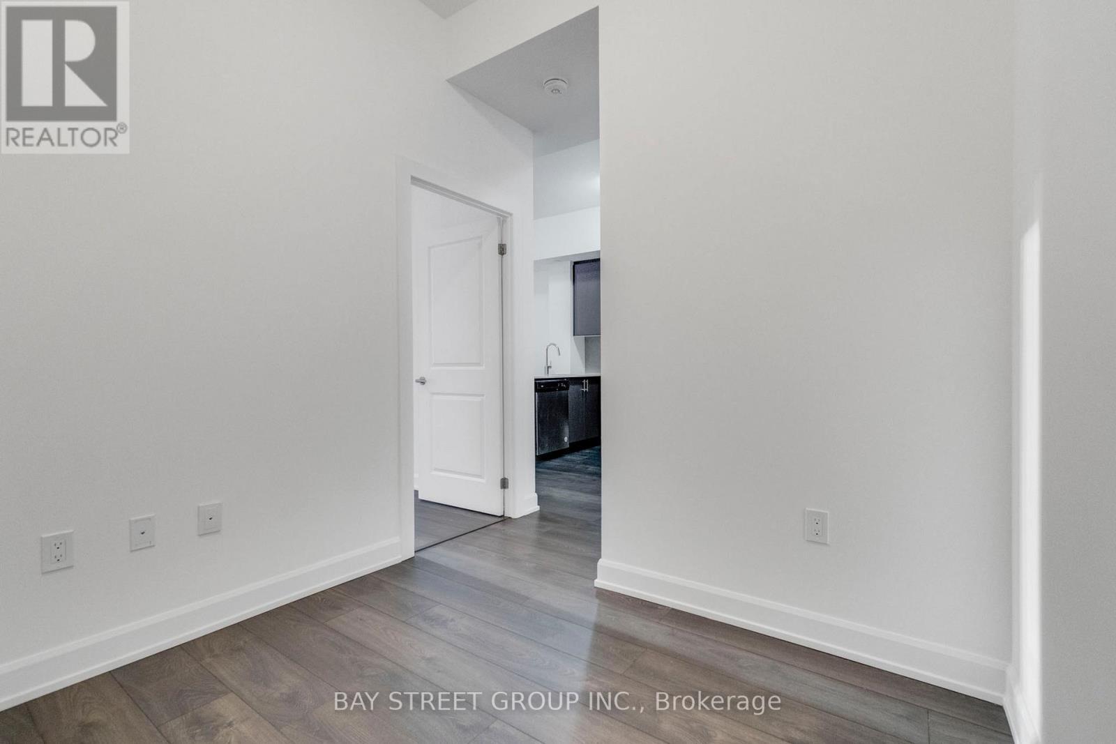 204 - 3200 William Coltson Avenue, Oakville, ON - Indoor Photo Showing Other Room