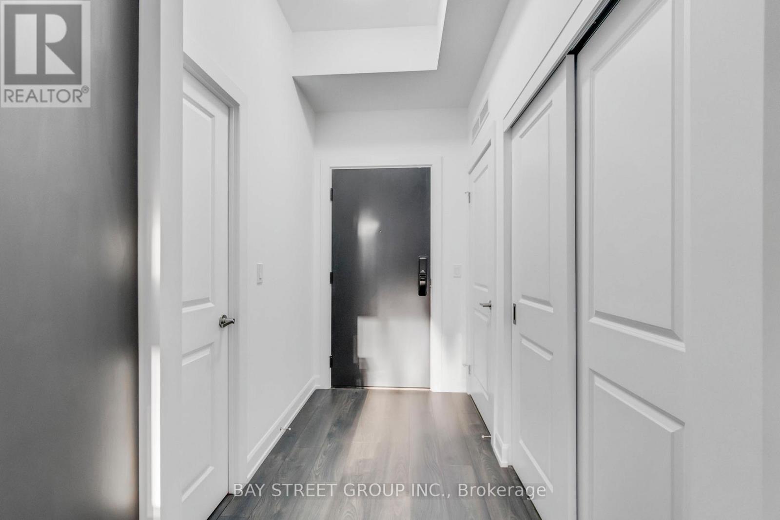 204 - 3200 William Coltson Avenue, Oakville, ON - Indoor Photo Showing Other Room