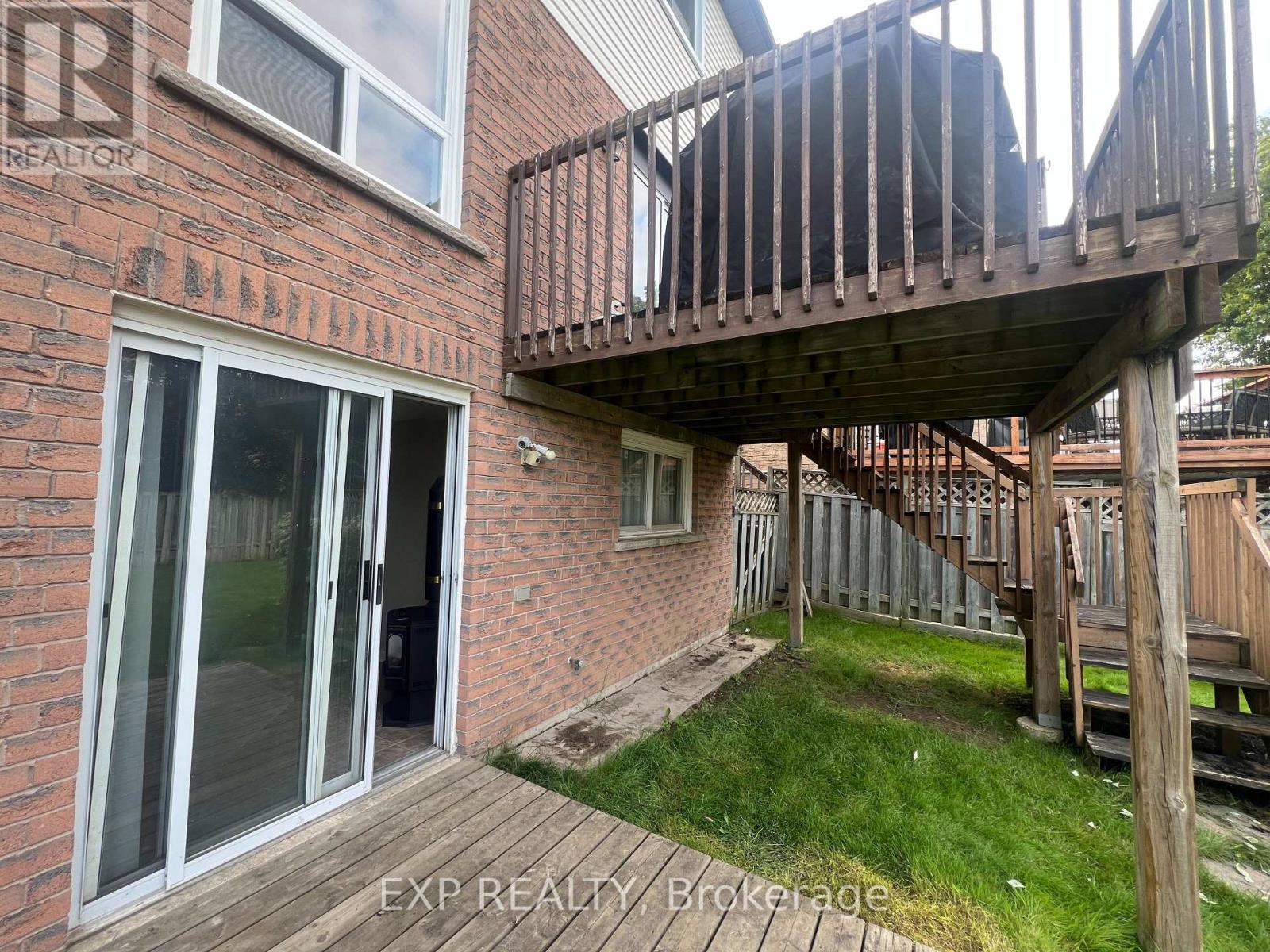 557 College Avenue, Orangeville, ON - Outdoor With Deck Patio Veranda With Exterior