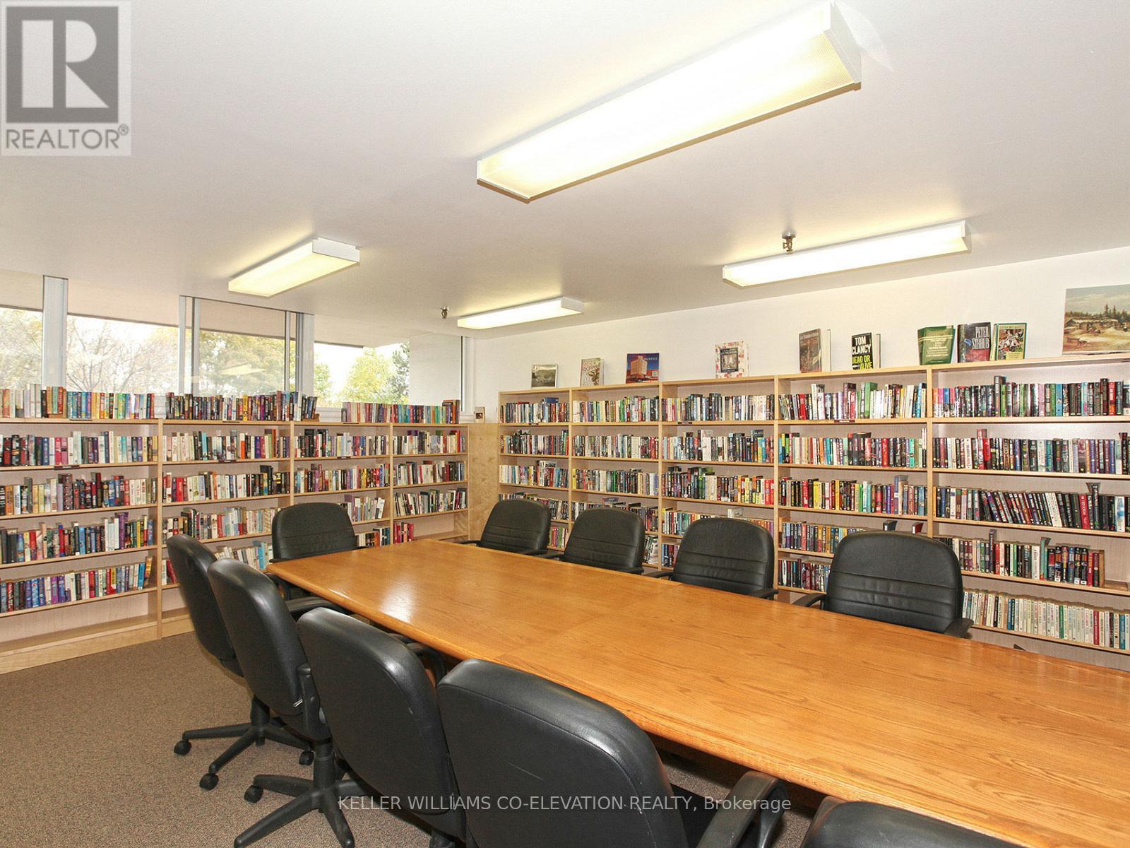 Stocked Library - 709 - 240 Scarlett Road, Toronto, ON - Indoor Photo Showing Office