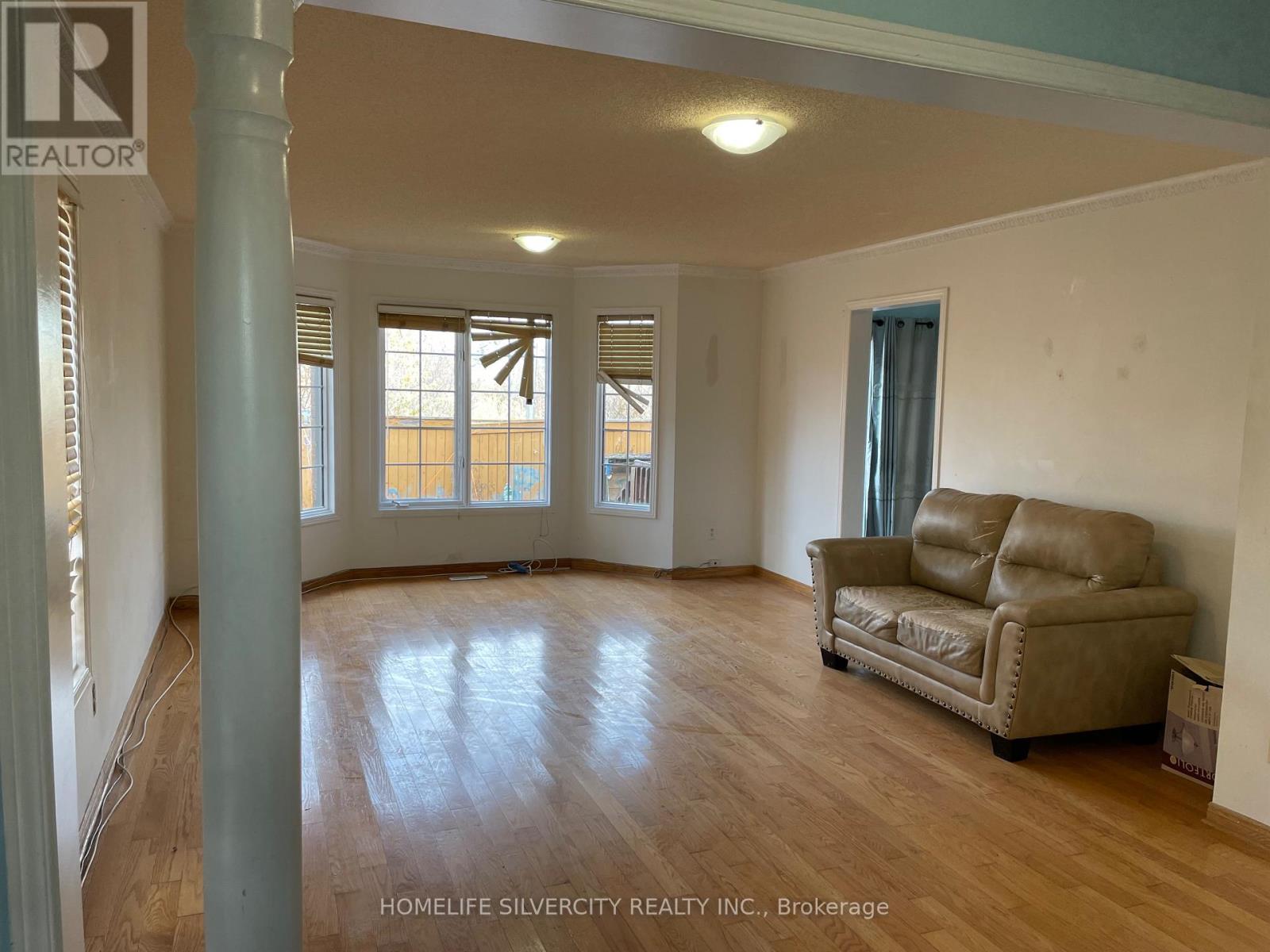 51 Morningmist Street, Brampton, ON - Indoor