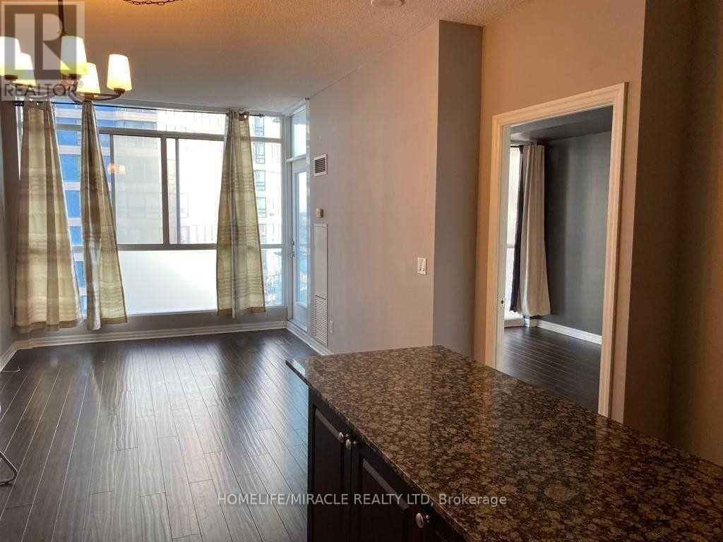 407 - 225 Webb Drive, Mississauga, ON - Indoor Photo Showing Other Room