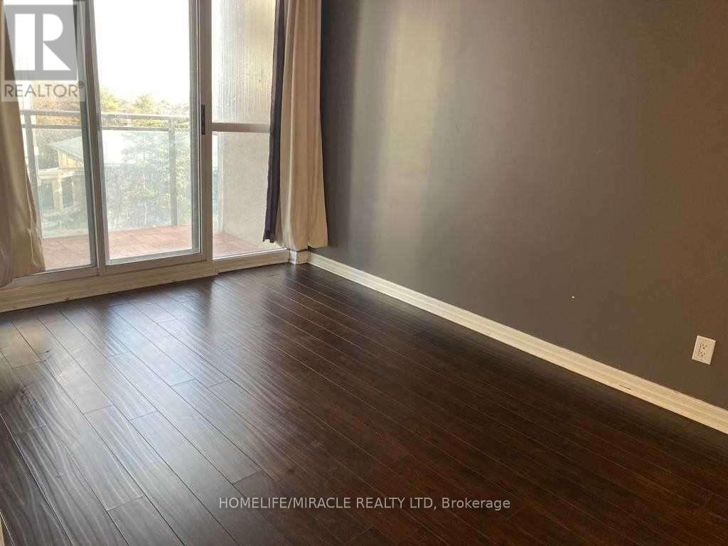 407 - 225 Webb Drive, Mississauga, ON - Indoor Photo Showing Other Room