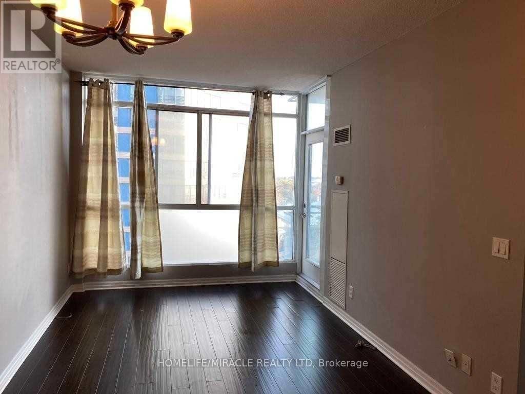 407 - 225 Webb Drive, Mississauga, ON - Indoor Photo Showing Other Room