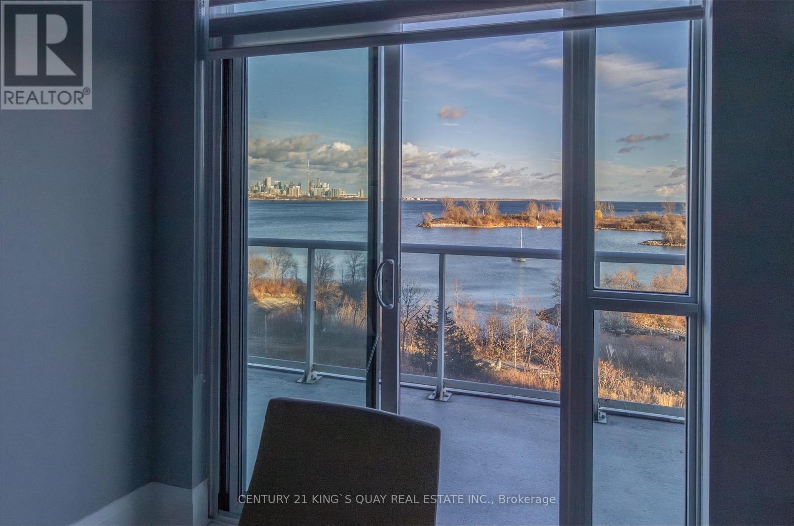 505 - 110 Marine Parade Drive, Toronto, ON - Indoor Photo Showing Other Room With Body Of Water