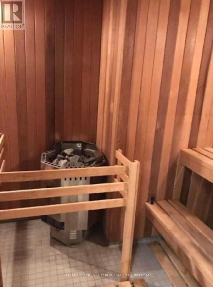 505 - 110 Marine Parade Drive, Toronto, ON - Indoor Photo Showing Other Room