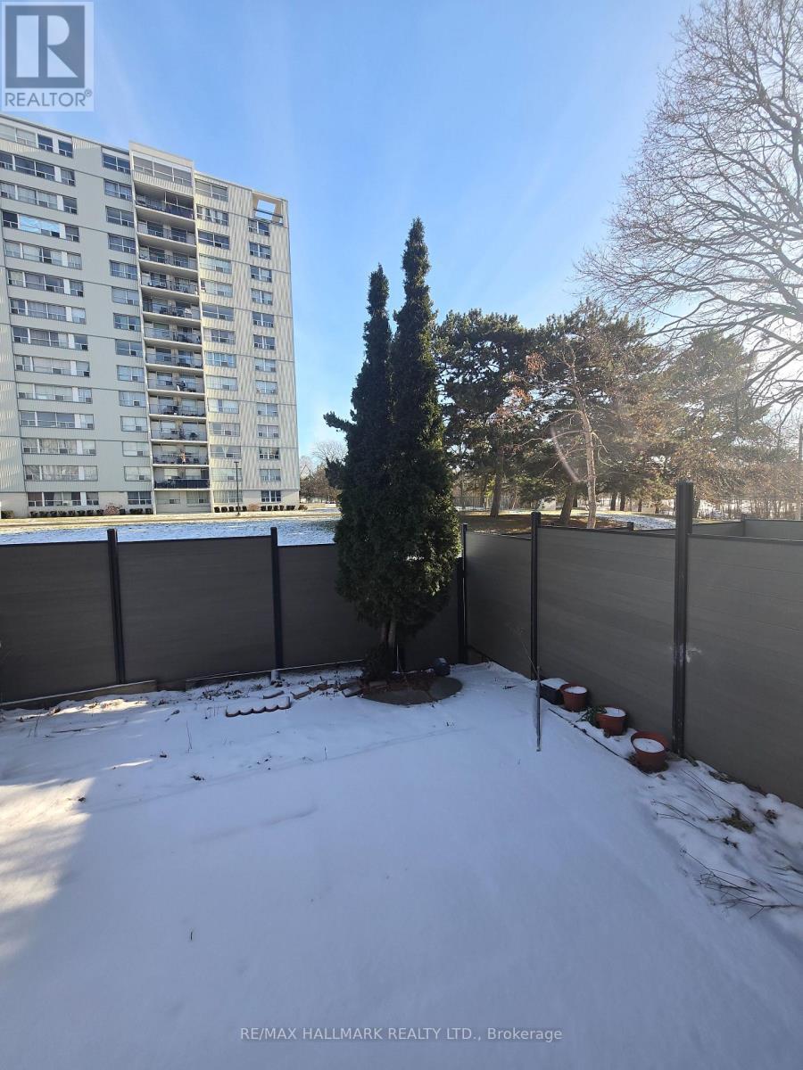 39 John Cabot Way, Toronto, ON - Outdoor