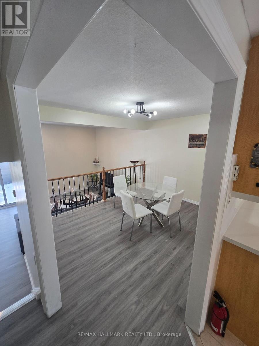 39 John Cabot Way, Toronto, ON - Indoor