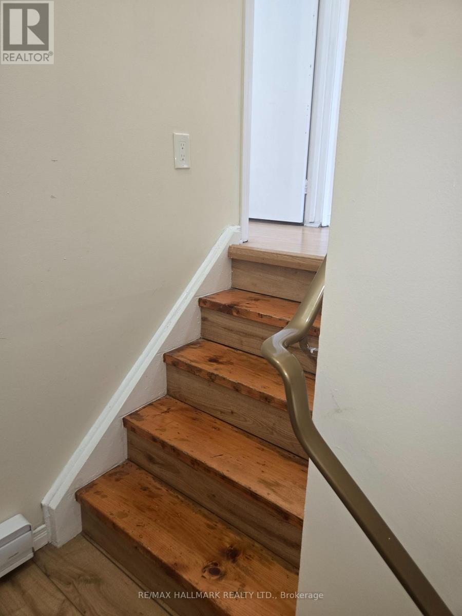 39 John Cabot Way, Toronto, ON - Indoor Photo Showing Other Room