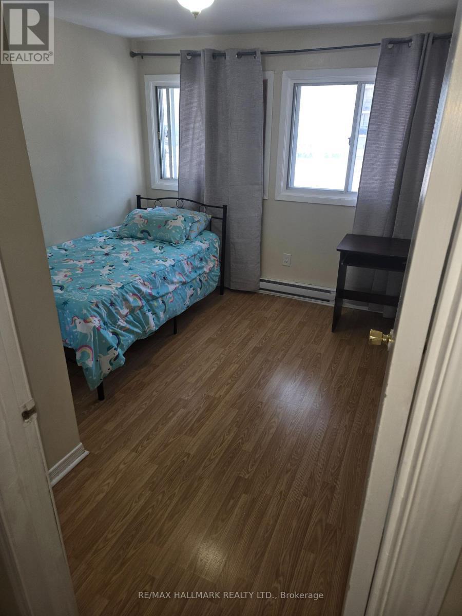 39 John Cabot Way, Toronto, ON - Indoor Photo Showing Bedroom