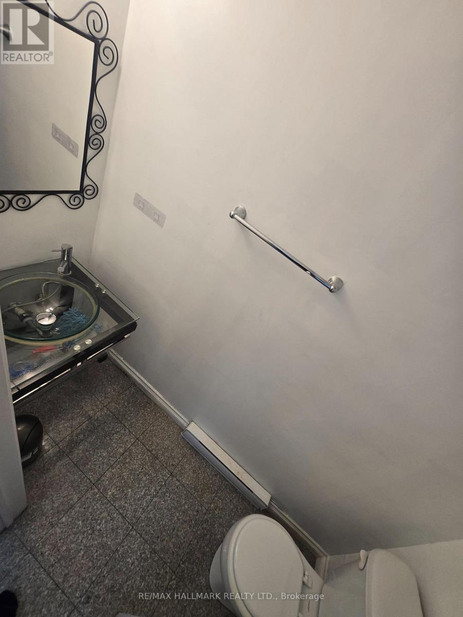 39 John Cabot Way, Toronto, ON - Indoor Photo Showing Bathroom