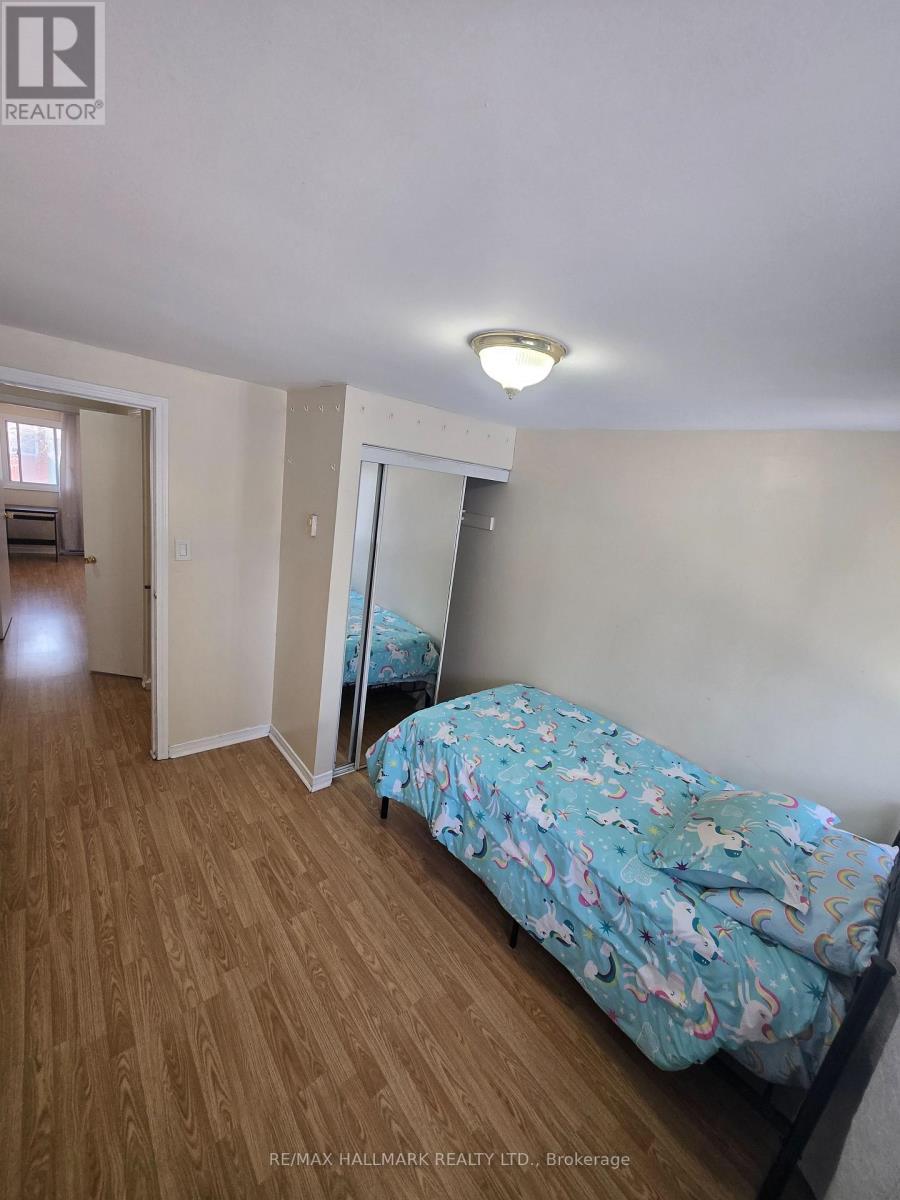 39 John Cabot Way, Toronto, ON - Indoor Photo Showing Bedroom