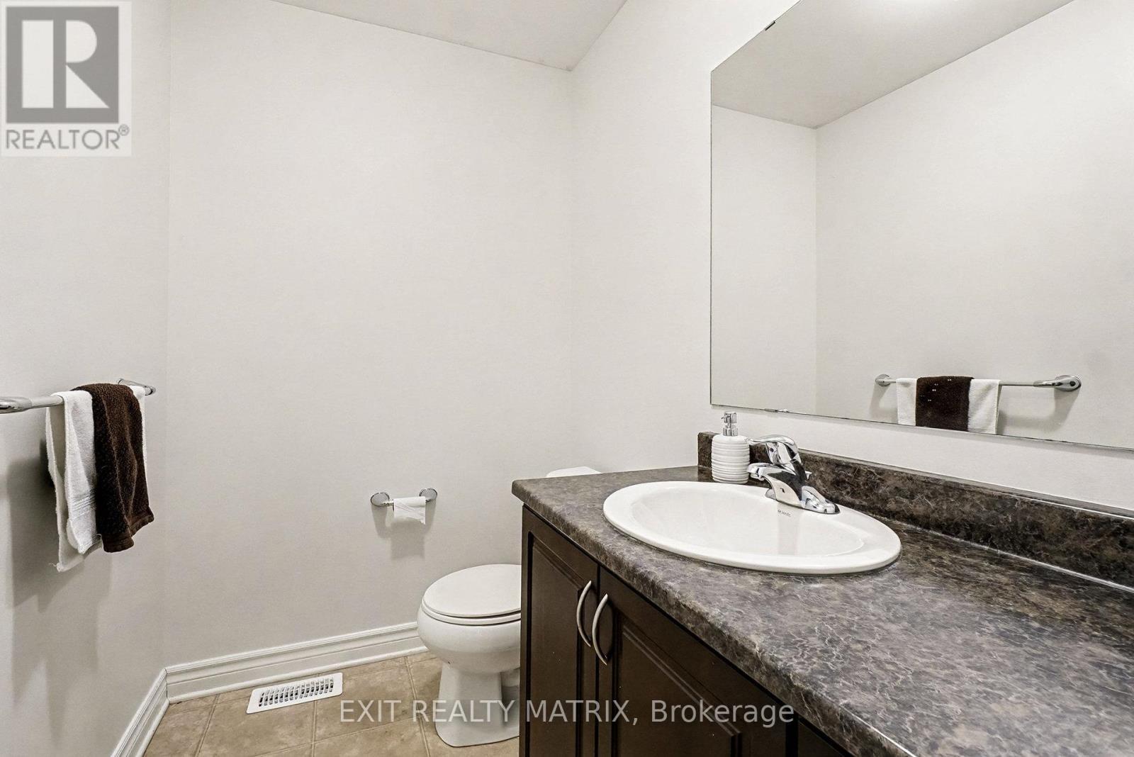 28 Honore Crescent, The Nation, ON - Indoor Photo Showing Bathroom