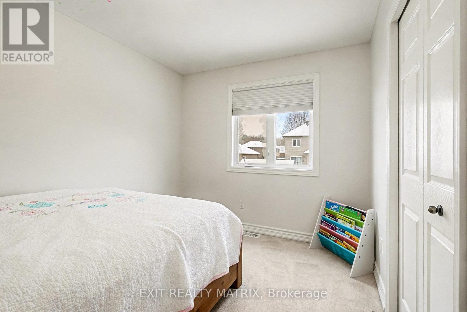 28 Honore Crescent, The Nation, ON - Indoor Photo Showing Bedroom