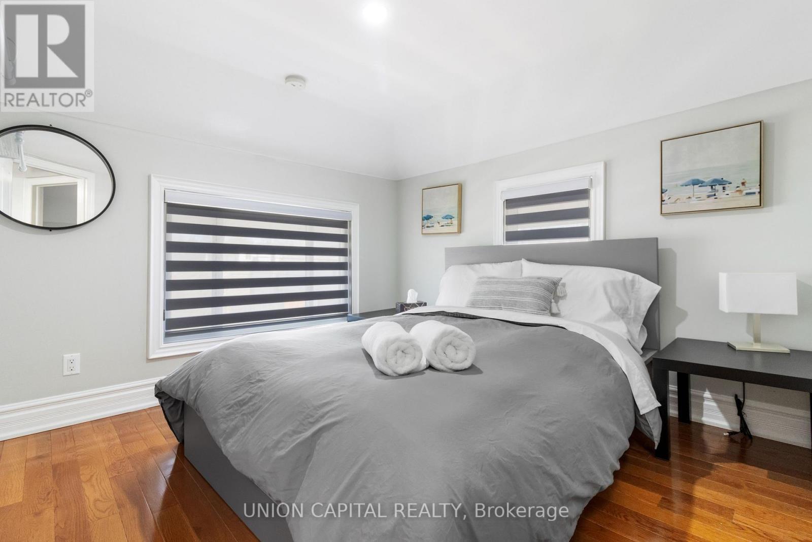 186 Lincoln Road W, Fort Erie, ON - Indoor Photo Showing Bedroom