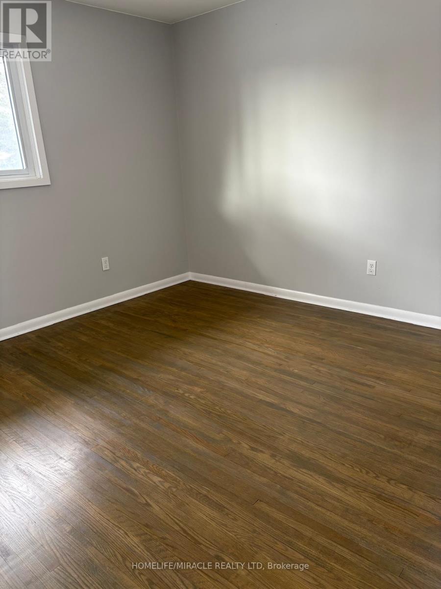 312 Grantham Avenue, St. Catharines, ON - Indoor Photo Showing Other Room