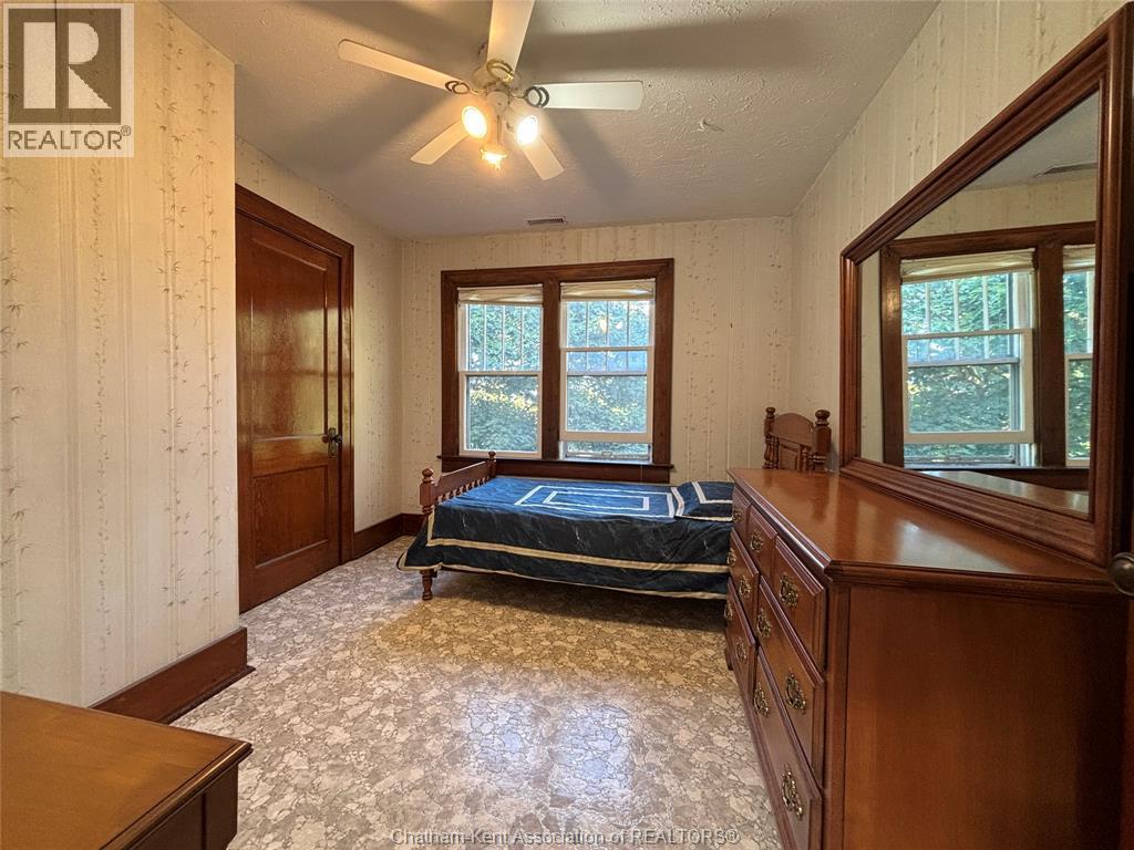 18784 Erieau Road, Blenheim, ON - Indoor Photo Showing Bedroom
