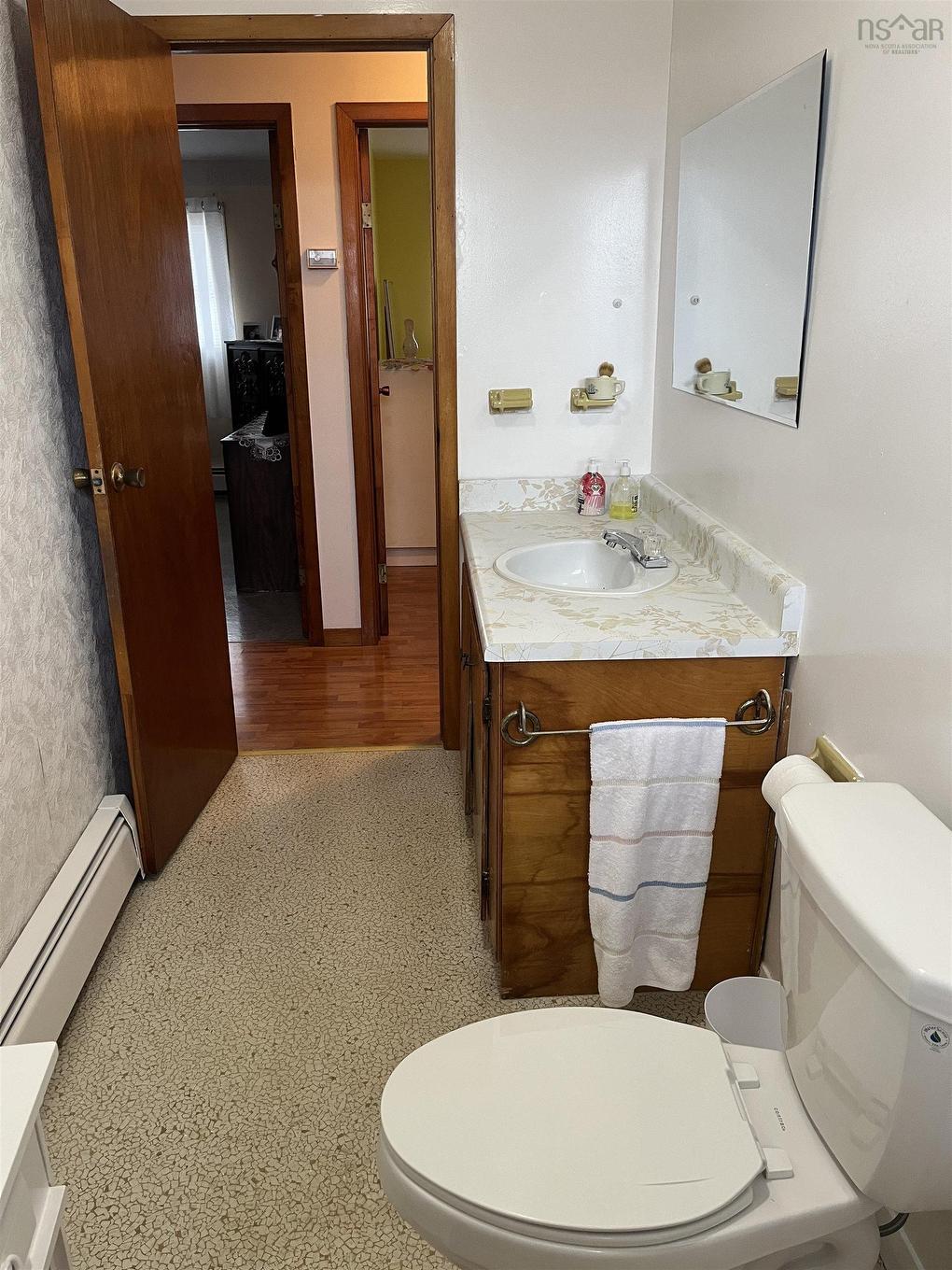 67 South Street, Donkin, NS