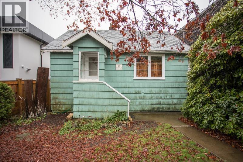 11 Hythe Avenue, Burnaby, BC - Outdoor