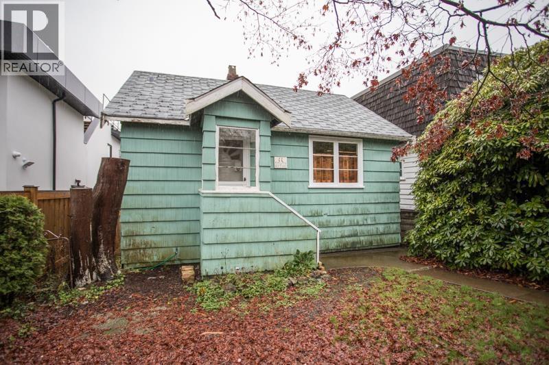 11 Hythe Avenue, Burnaby, BC - Outdoor