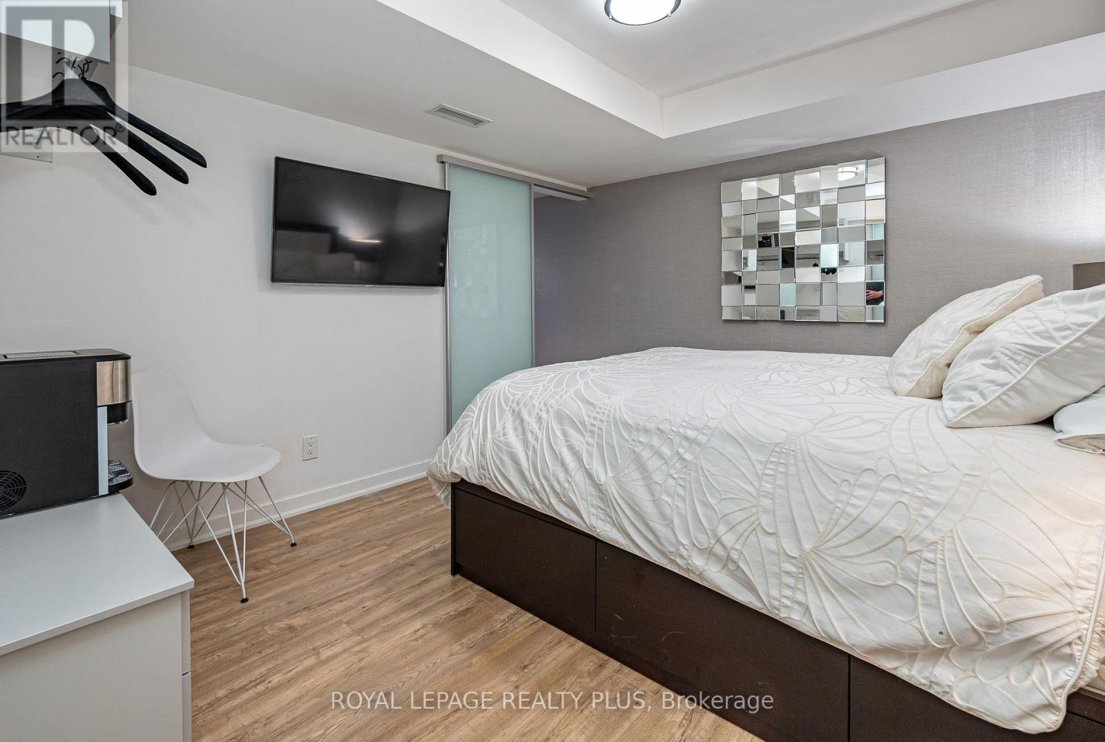 117 - 55 Stewart Street, Toronto, ON