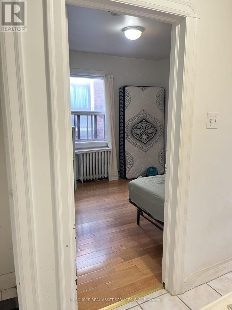 2 - 56 Markham Street, Toronto, ON - Indoor Photo Showing Other Room
