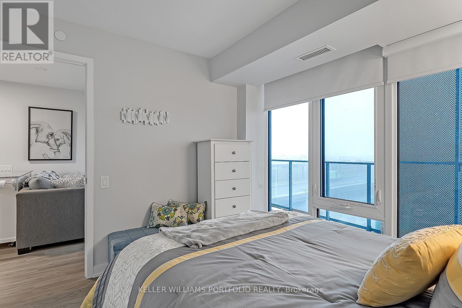 622 - 38 Monte Kwinter Court, Toronto, ON - Indoor Photo Showing Bedroom
