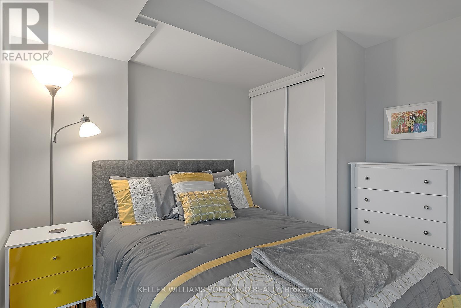 622 - 38 Monte Kwinter Court, Toronto, ON - Indoor Photo Showing Bedroom