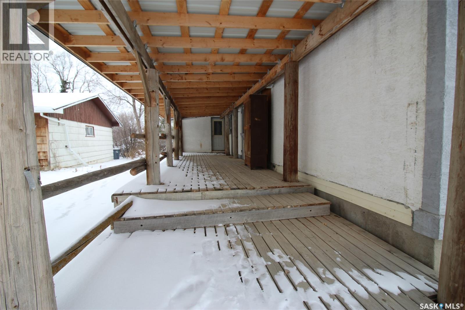 513-515 2Nd Avenue S, Simmie, SK