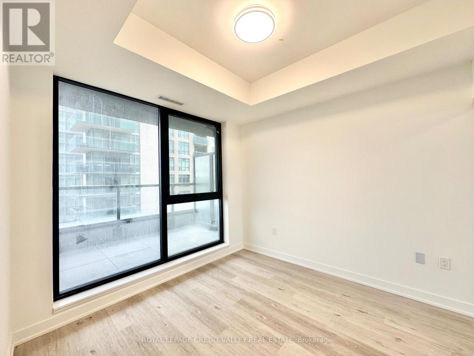 310 - 1606 Charles Street, Whitby, ON - Indoor Photo Showing Other Room