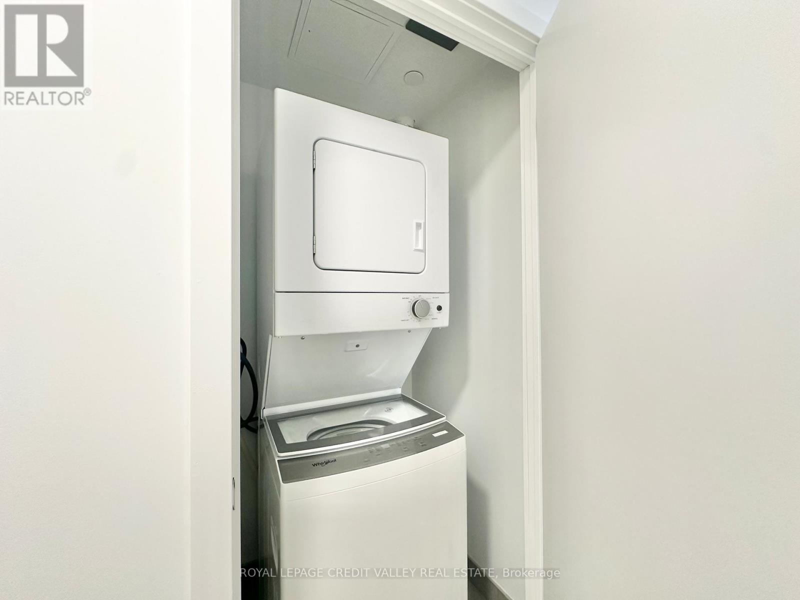 310 - 1606 Charles Street, Whitby, ON - Indoor Photo Showing Laundry Room