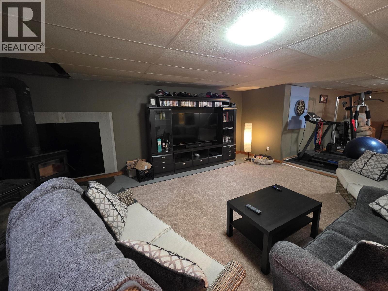 176 Cambourne Crescent, Elkford, BC - Indoor