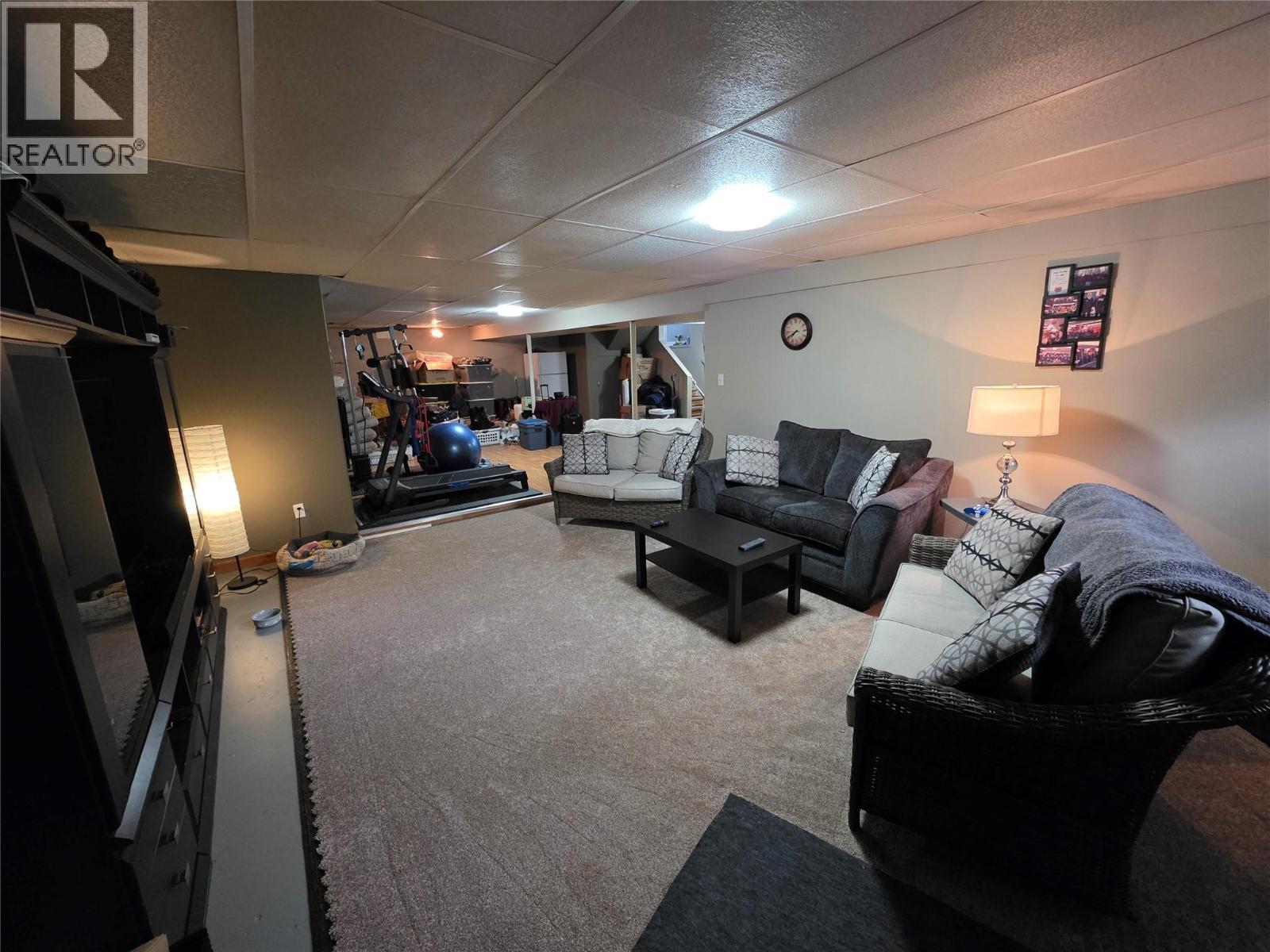 176 Cambourne Crescent, Elkford, BC - Indoor