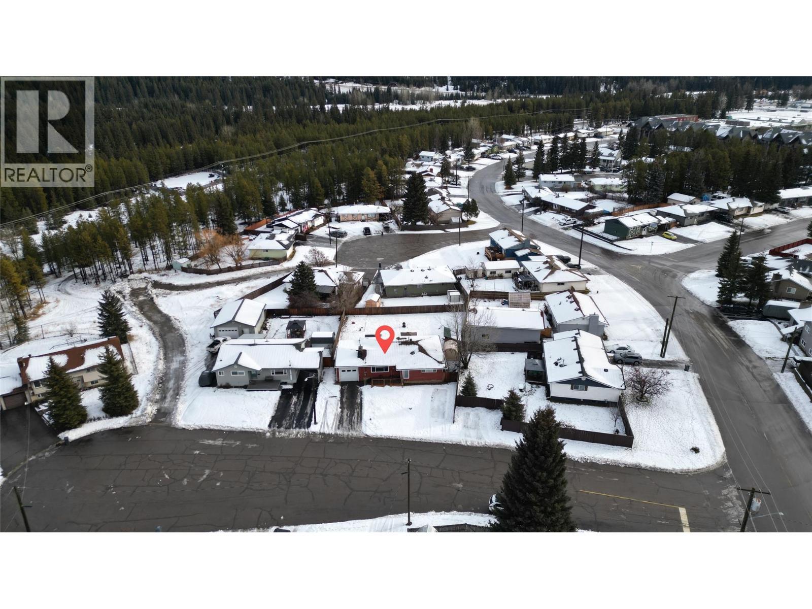 176 Cambourne Crescent, Elkford, BC - Outdoor With View