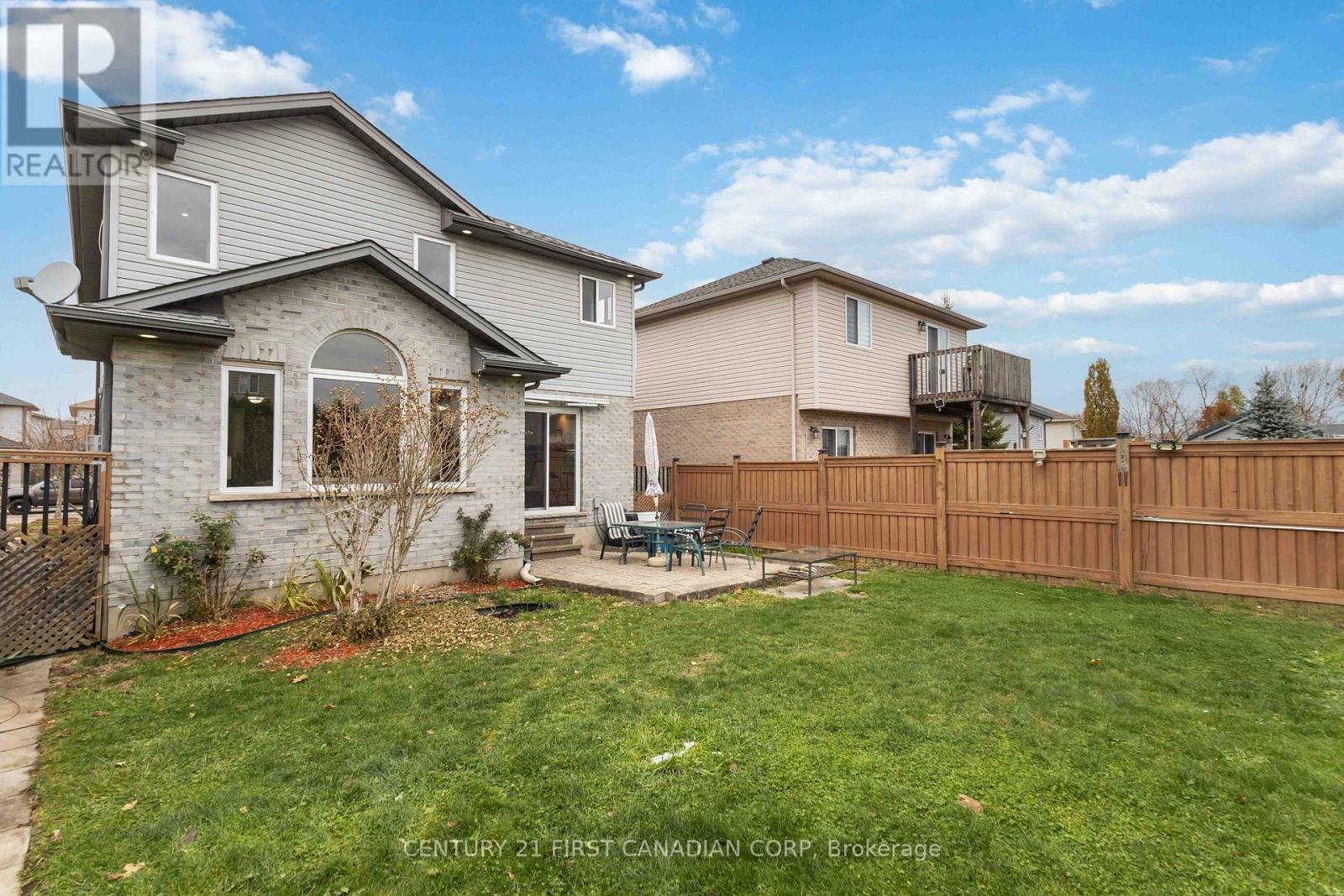 1353 South Wenige Drive, London North (North C), ON - Outdoor