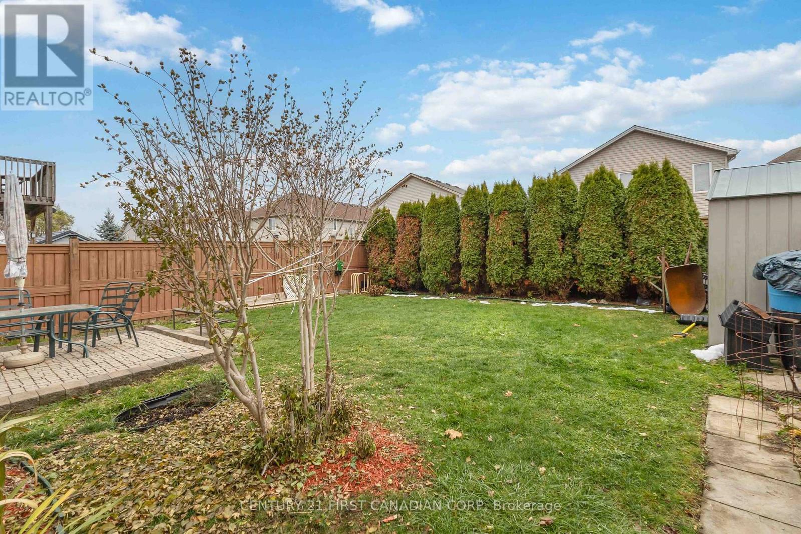 1353 South Wenige Drive, London North (North C), ON - Outdoor