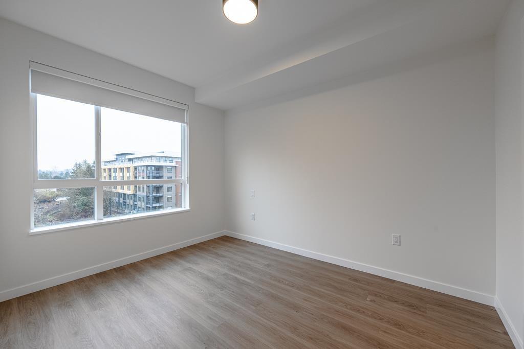 408 27215 Aldergrove Town Centre Drive, Langley, BC - Indoor Photo Showing Other Room